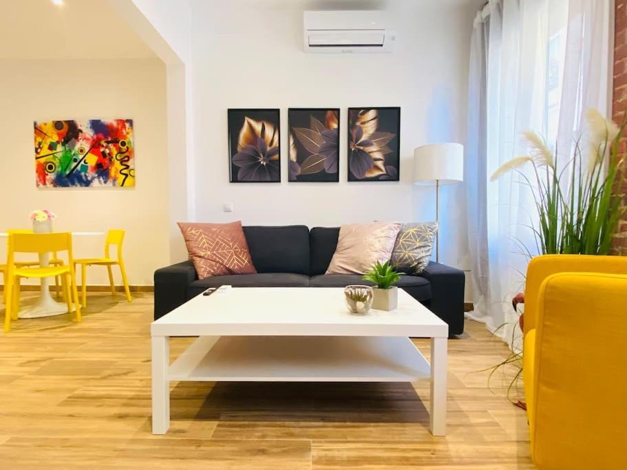 Style & Design Flat In The Center Of Madrid Apartment Exterior photo